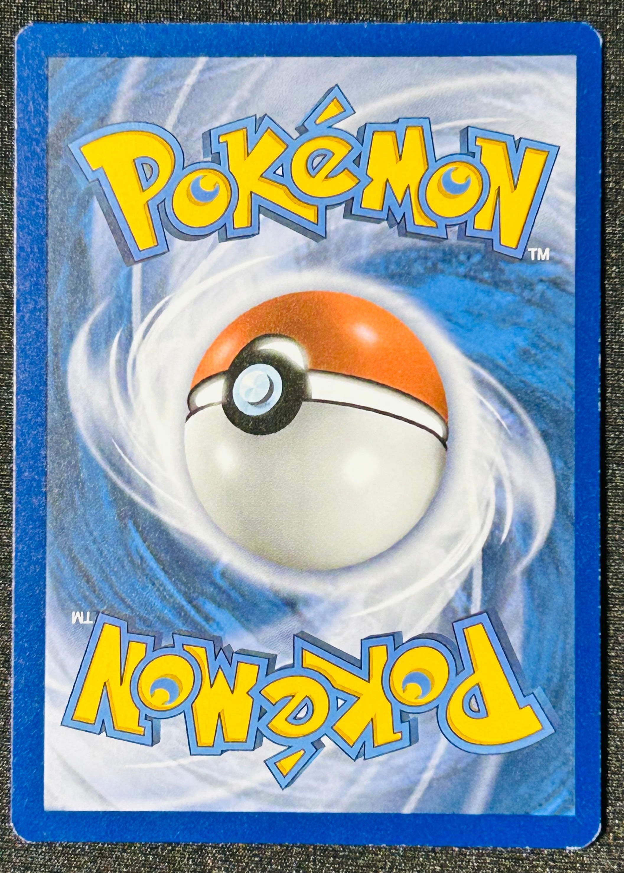 Charizard 025/185 Reverse Holo Vivid Voltage
