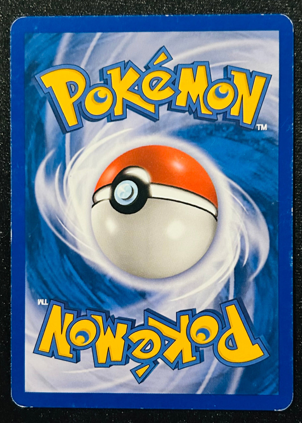 Pikachu 6/10 EX Trainer Kit Latios and Latias